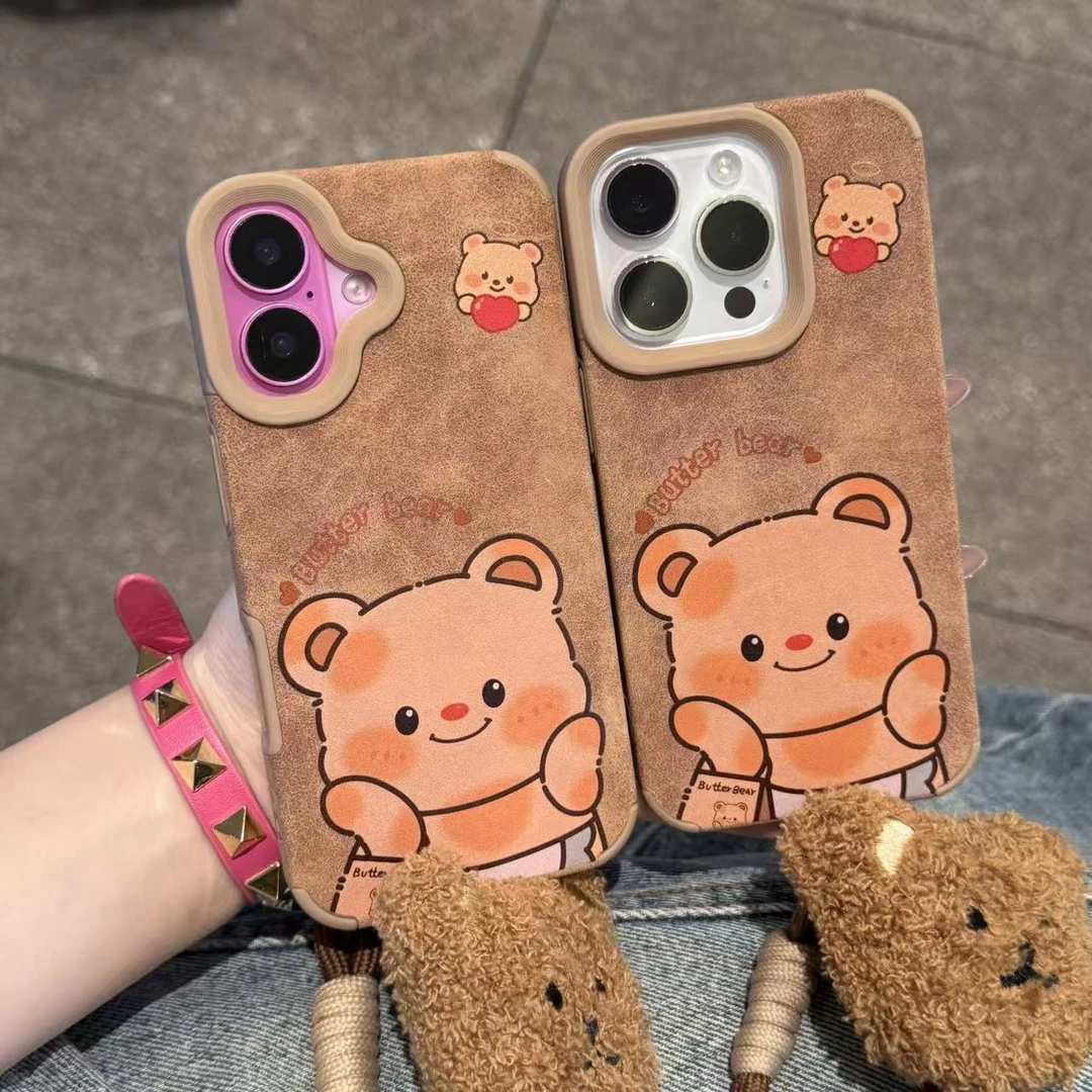 奥菲顿黄油小熊公仔挂绳适用苹果17翻毛皮手机壳华为vivo小米oppo