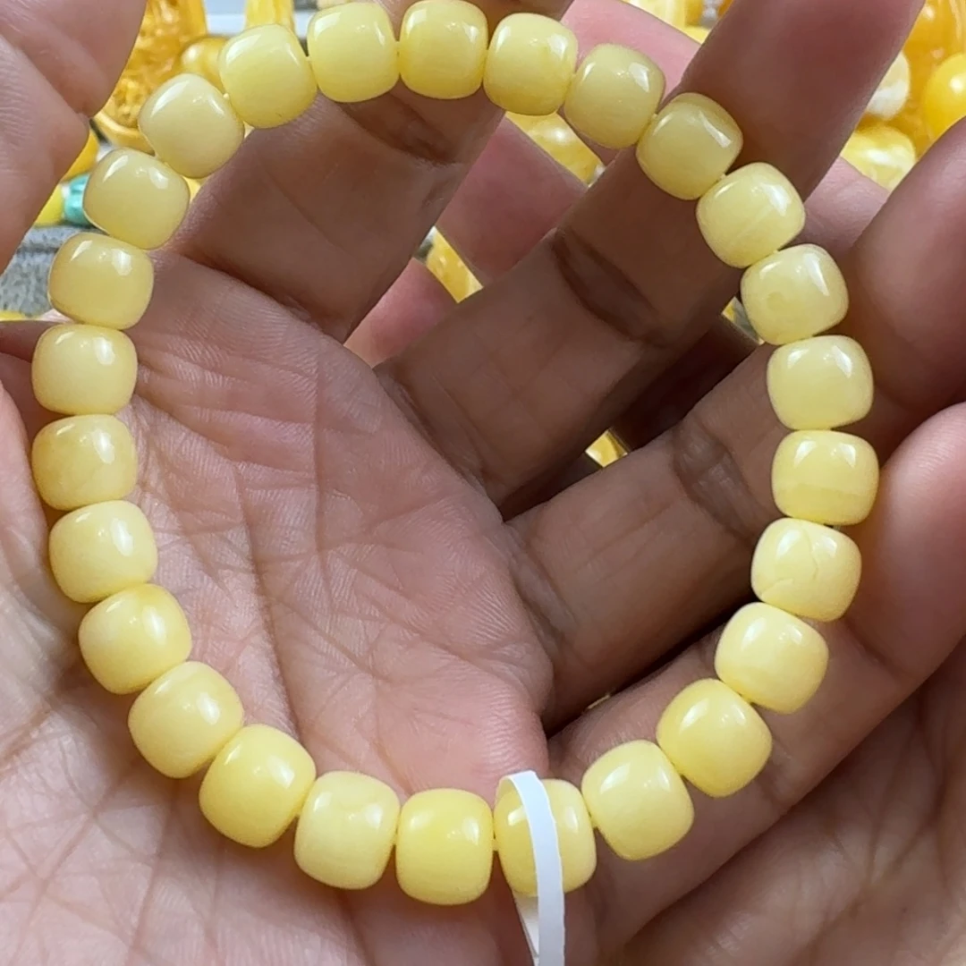 蜜蜡未镶嵌裸石41