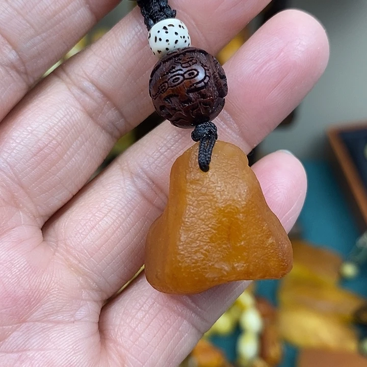 蜜蜡未镶嵌裸石钥匙扣