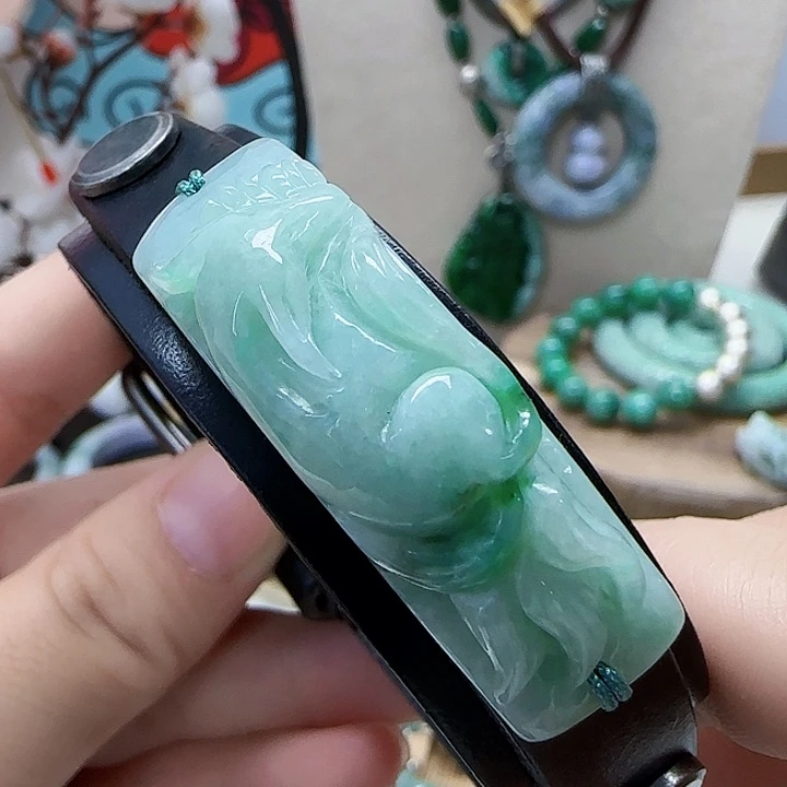 未镶嵌手链翡翠未镶嵌手链翡翠
