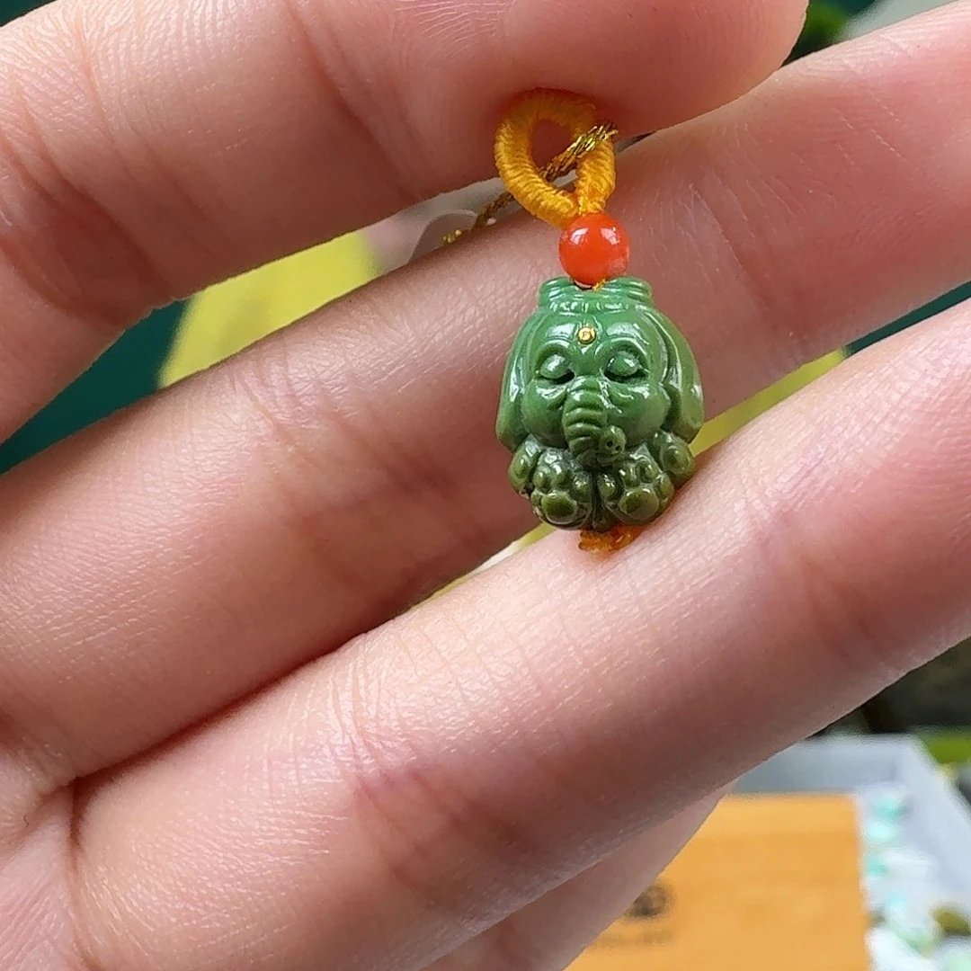 绿松石未镶嵌挂件