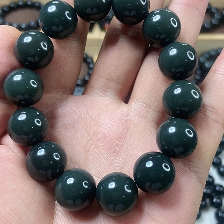 未镶嵌手串和田玉（青玉）卡16圆
