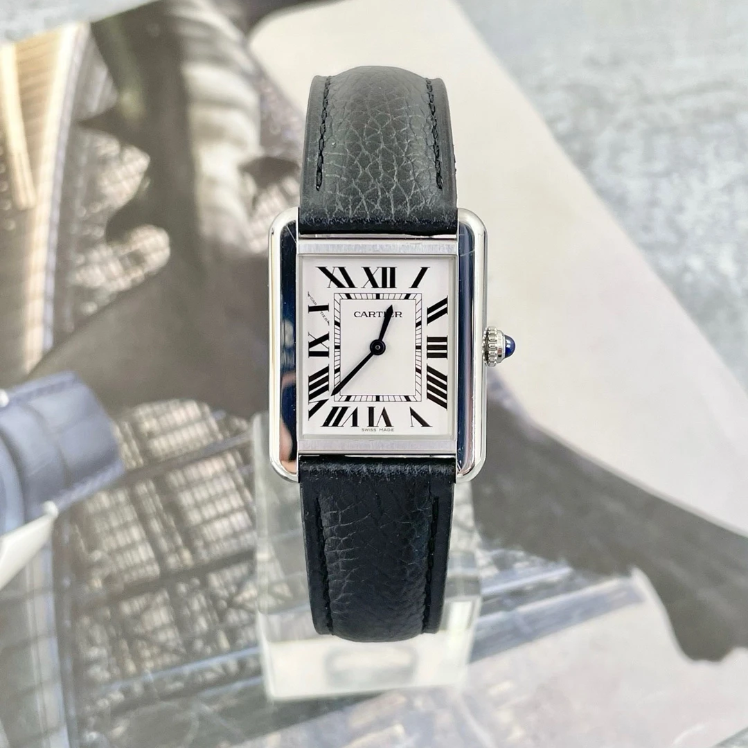 99新 Cartier/卡地亚 单表原盒 31×24mm  坦克 精钢 石英