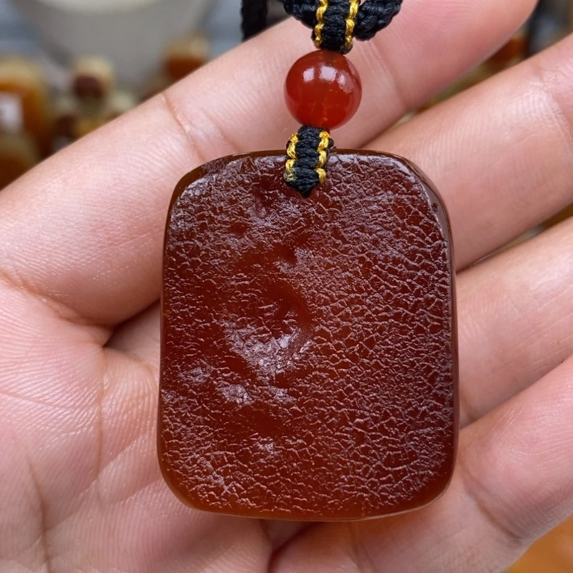 【闪购商品】琥珀颈饰未镶嵌