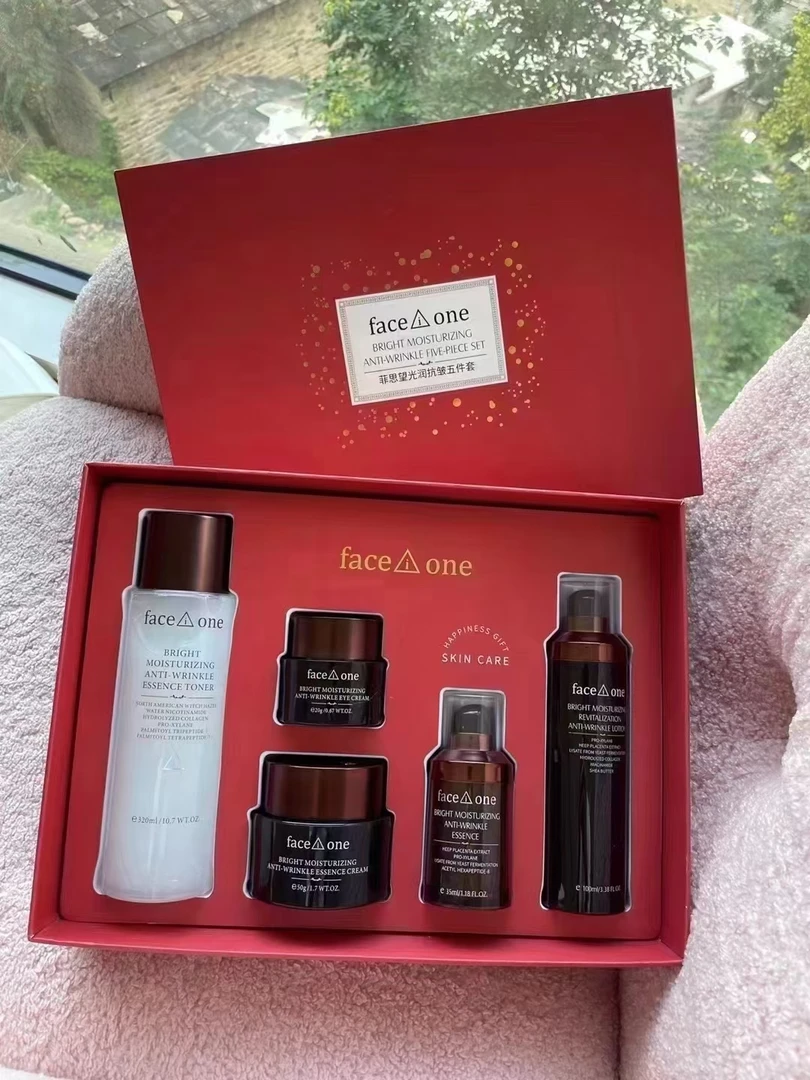 菲思望  光润抗皱五件套