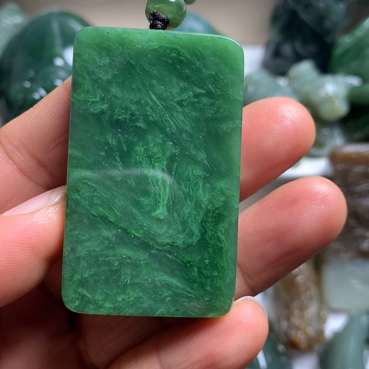 崔***泡和田玉未镶嵌颈饰