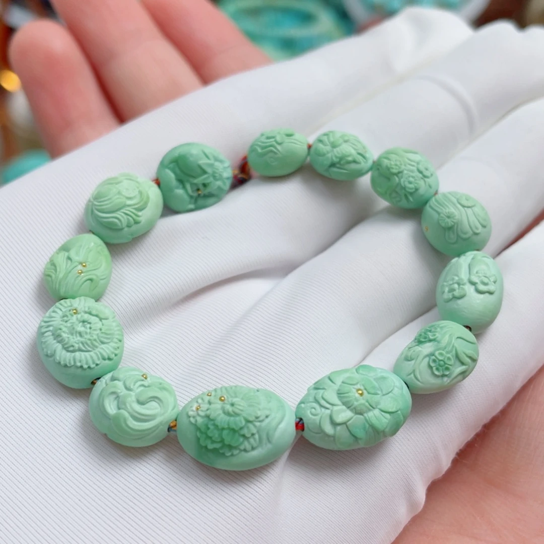 绿松石未镶嵌珠宝奇石