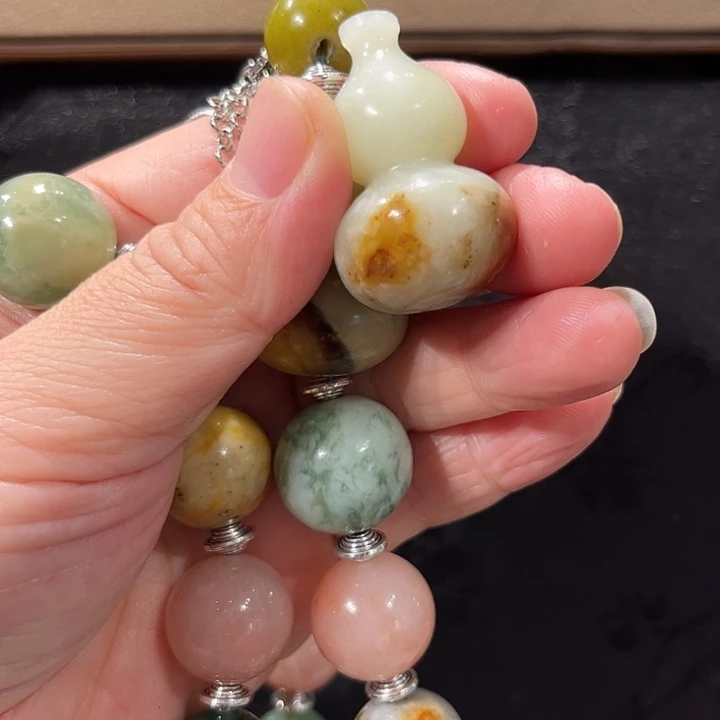 未镶嵌岫玉毛衣链