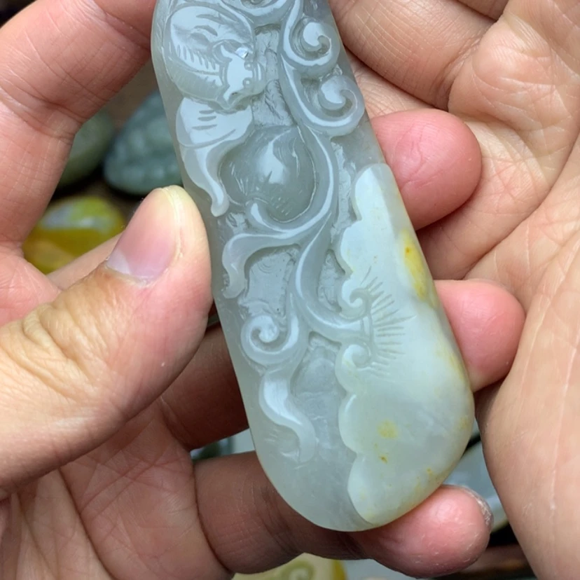 【闪购商品】颈饰未镶嵌和田玉