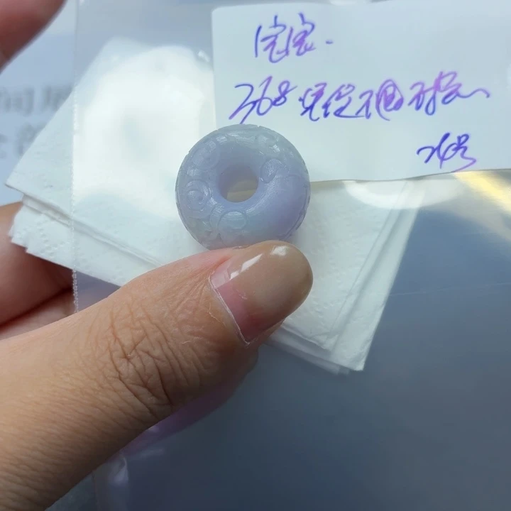 宝***宝定制翡翠未镶嵌毛货待编款式不退不换