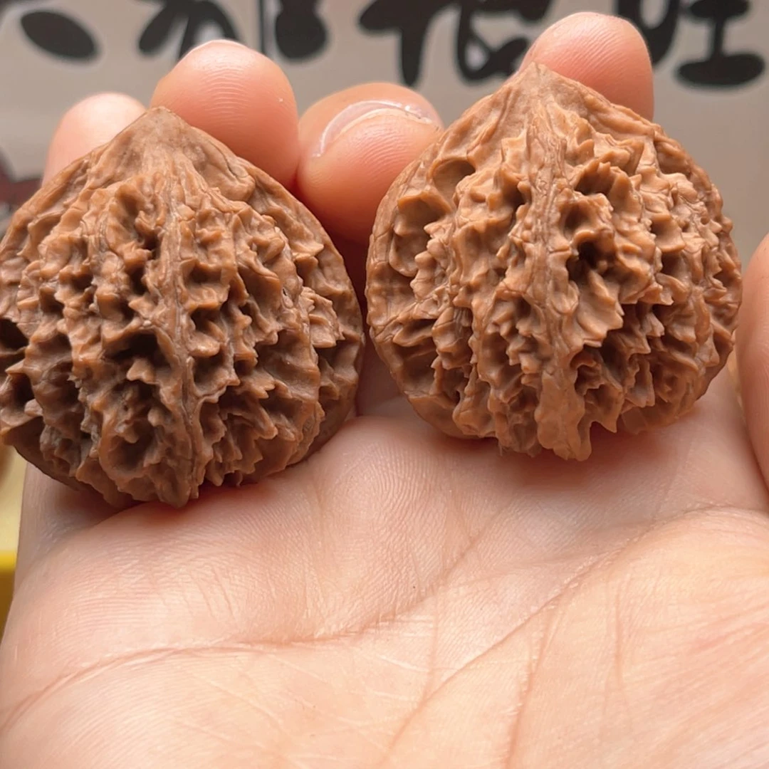 老***儿文玩核桃吊坠37平谷野生刺头