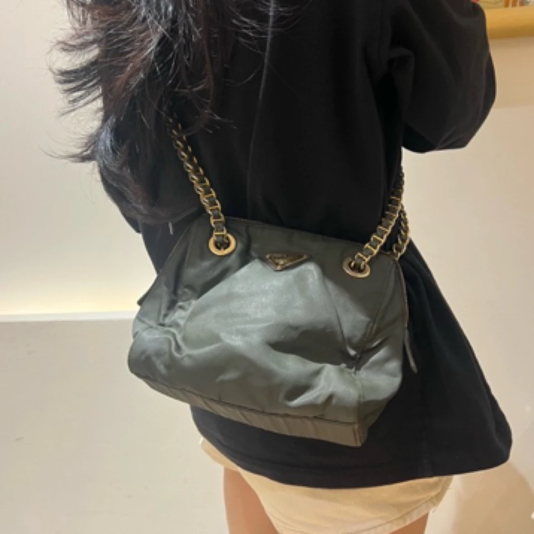 95新 Prada/普拉达 多宝二奢/27171/普拉达 波士顿流浪包