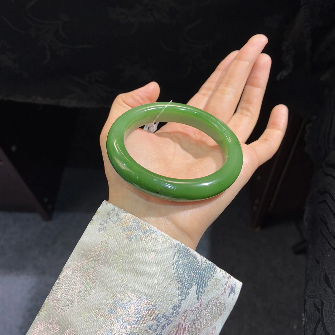 和田玉俄碧老料肉底白➕绿手镯56