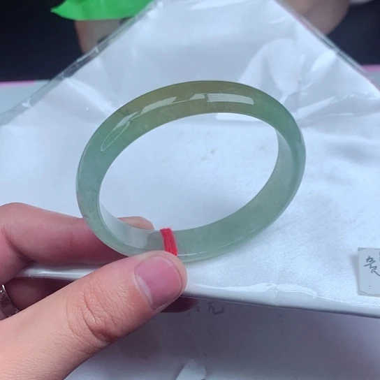 翡翠手镯未镶嵌贵妃059