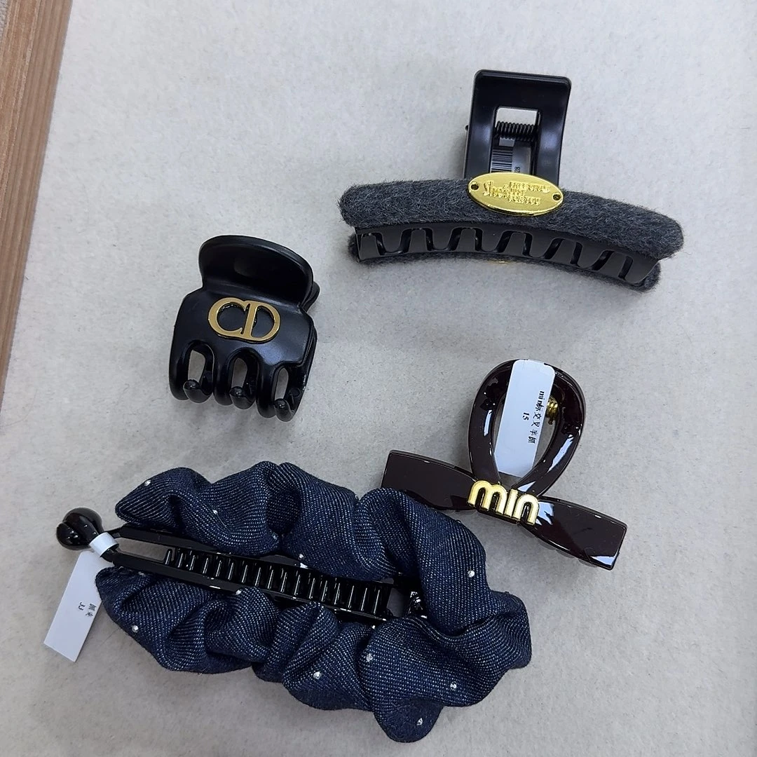 皮质铁合金夹子76