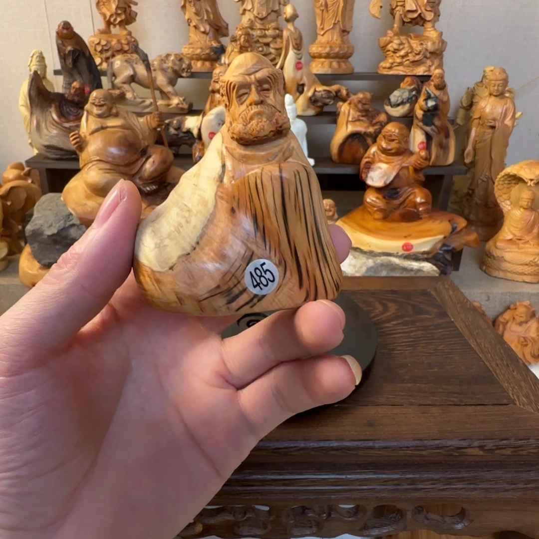 崖柏小木匠艺雕一物一拍