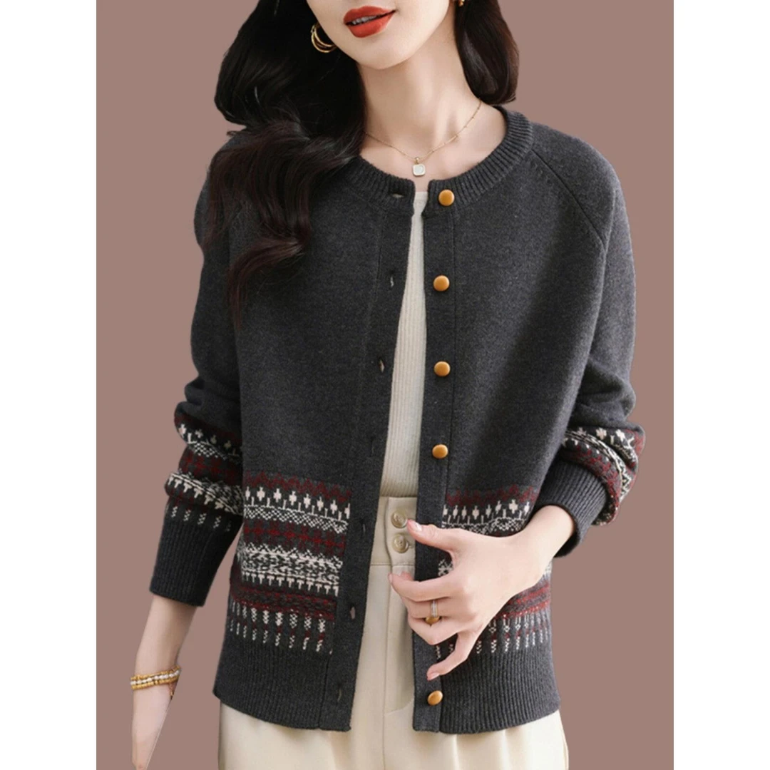 雅鹿妈妈装圆领针织外套上衣宽松外搭羊毛衫披肩2025新款提花毛衣