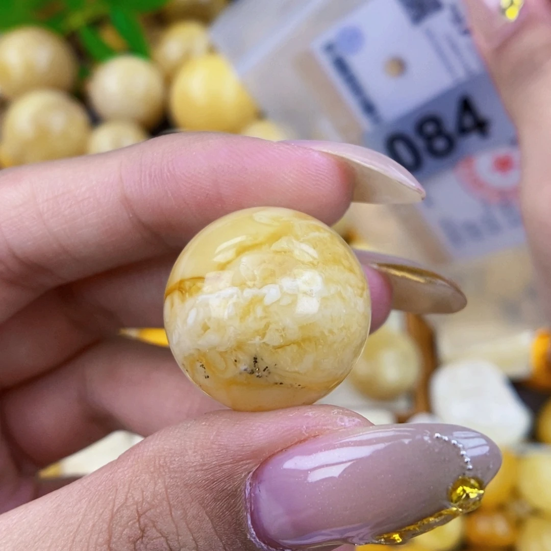 琥珀未镶嵌珠宝奇石21.7 粉