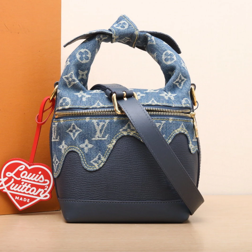 99新 LouisVuitton/路易威登 【黑黑】联名 HOBO 牛仔蓝 金扣