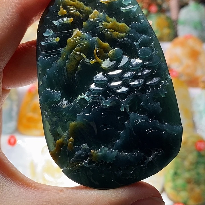 翡翠把件未镶嵌多样化