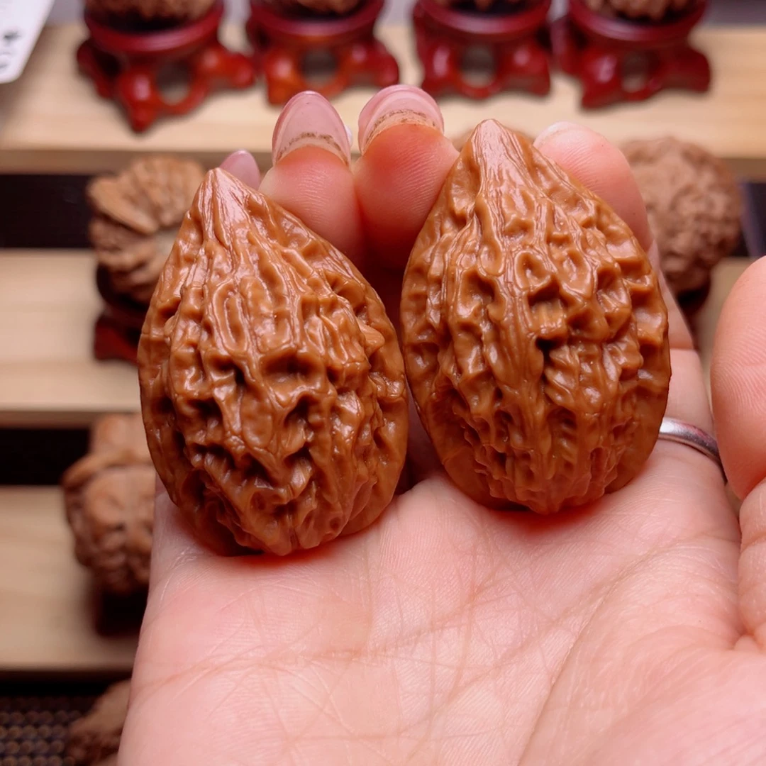 文玩核桃把件幽 灵鸡心