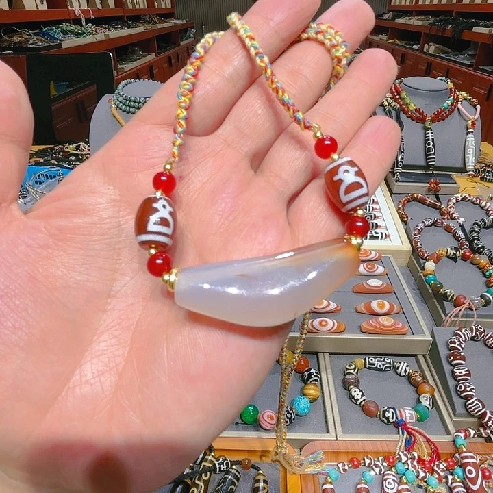 未镶嵌玛瑙/玉髓珠宝奇石