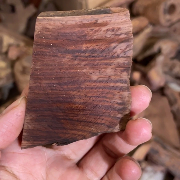 木铁*袍海南黄花梨原料手把件