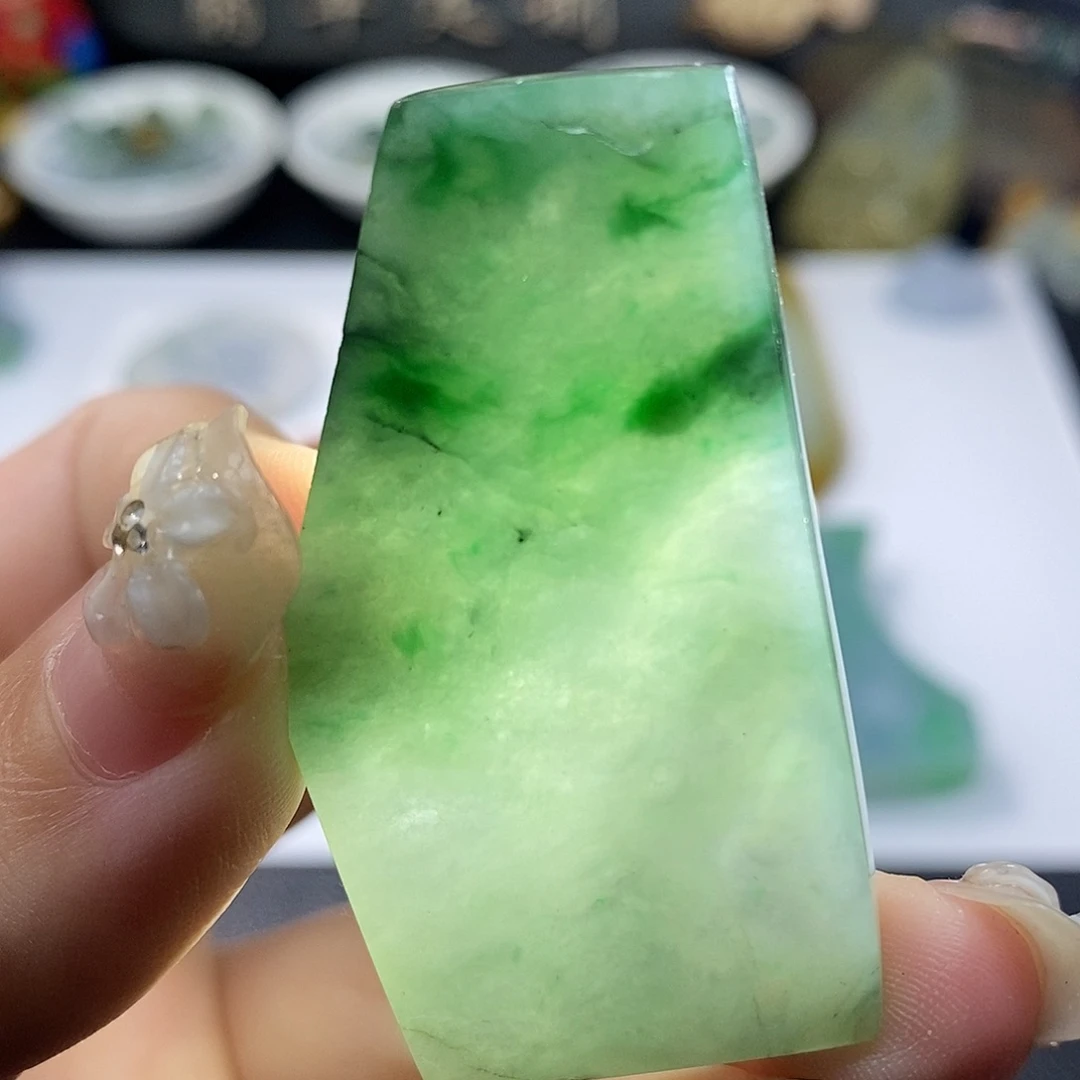 定制翡翠未镶嵌材料包工做