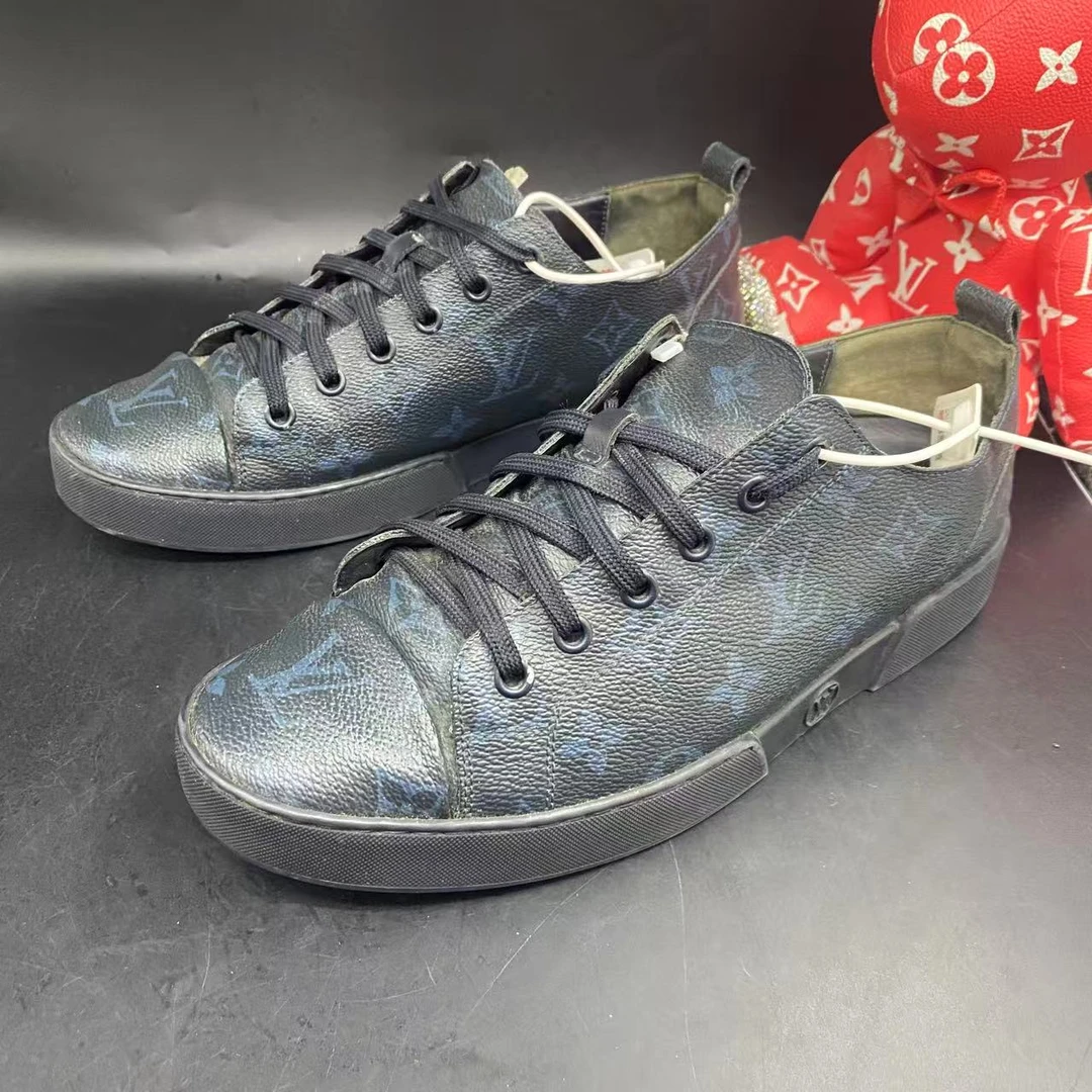 95新 LouisVuitton/路易威登 黑色蓝老花板鞋39欧码ddm1871