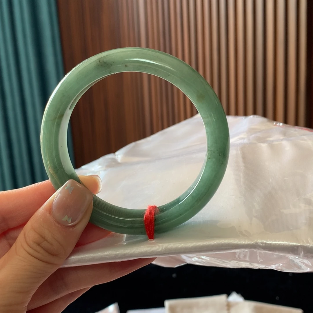 未镶嵌手镯翡翠完美者慎拍 圈口56.8