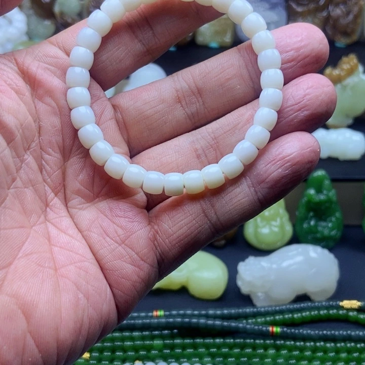 和田玉未镶嵌手链