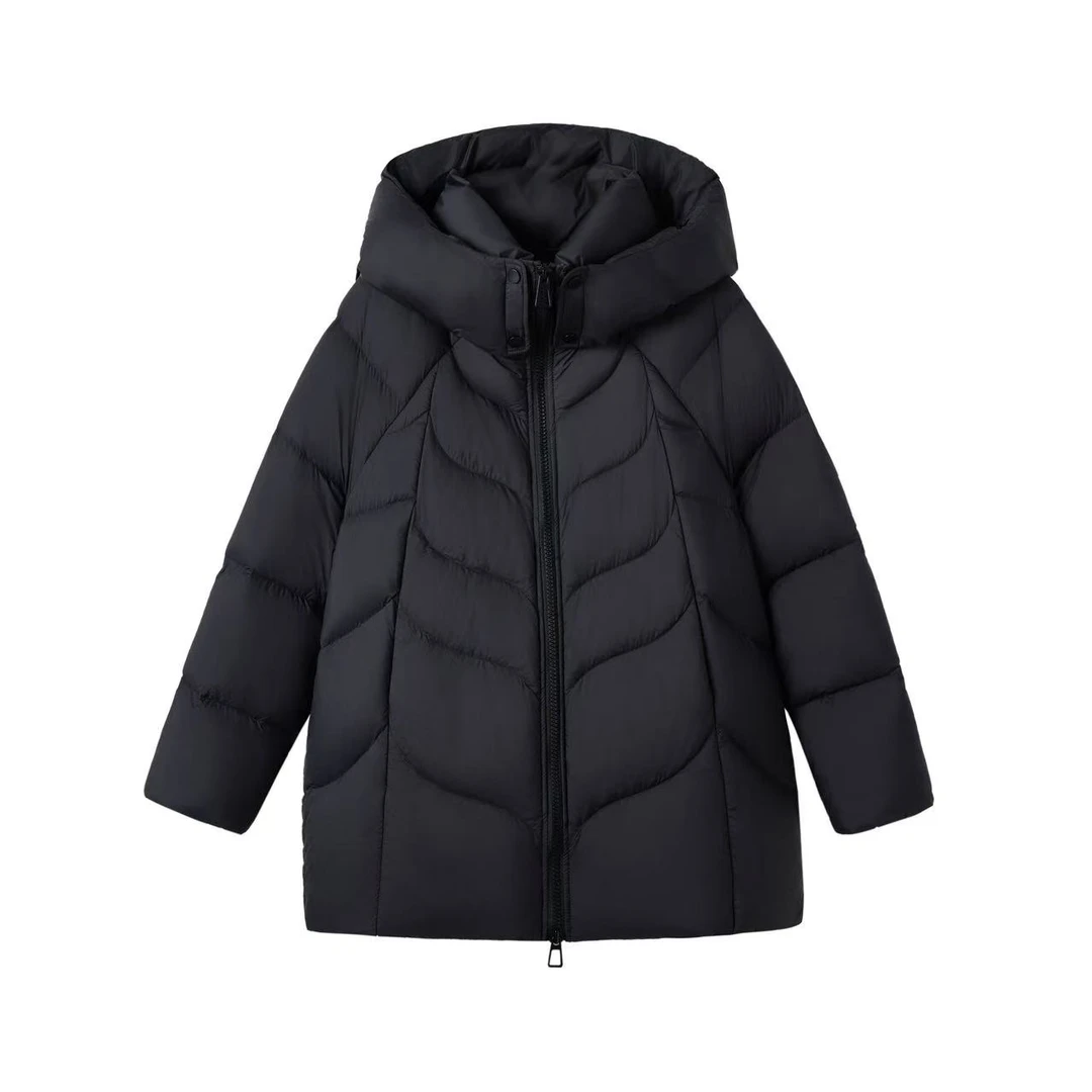 新款冬季时尚极简精致风减龄百搭保暖潮流羽绒服