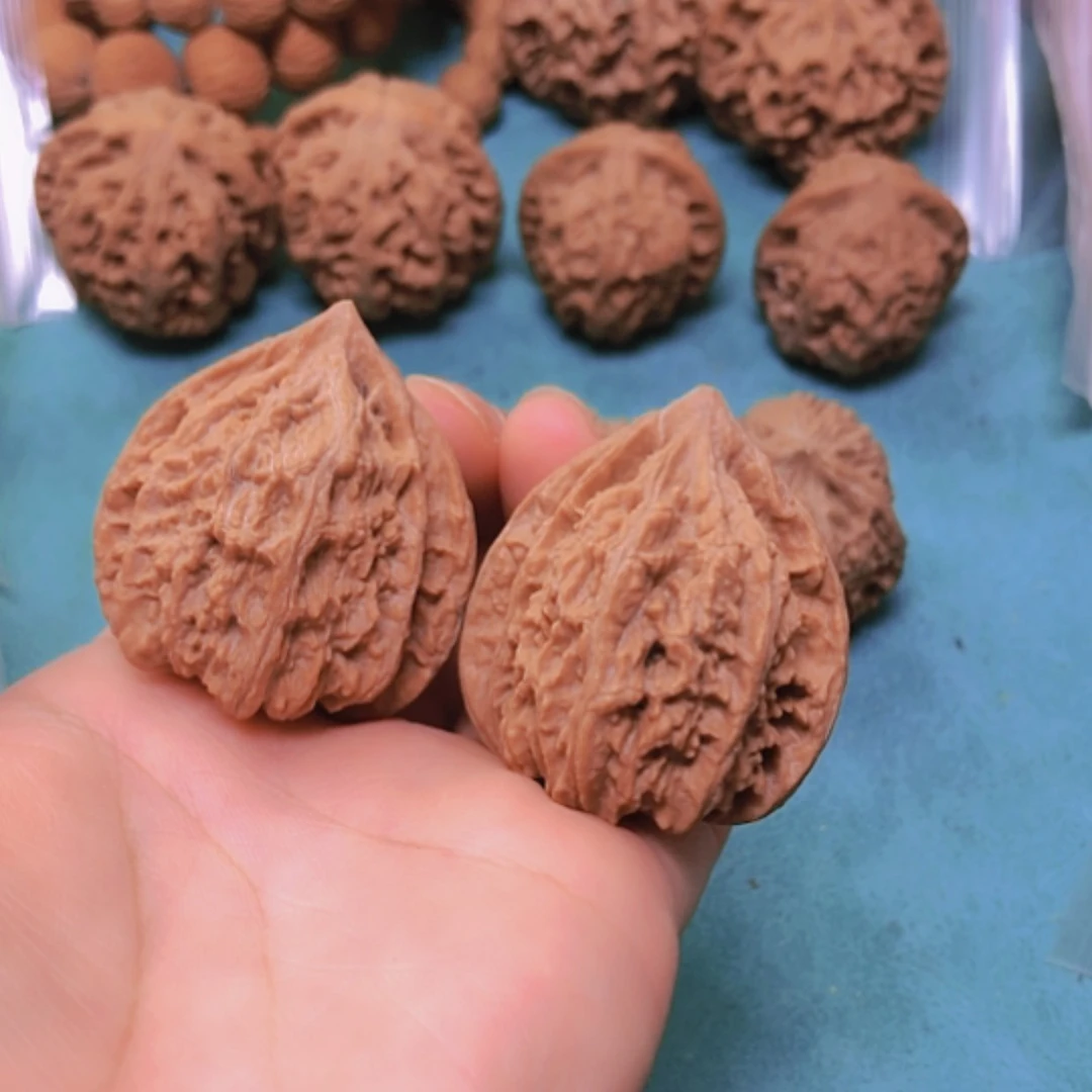 【闪购商品】摆件核桃37流星雨磕尖