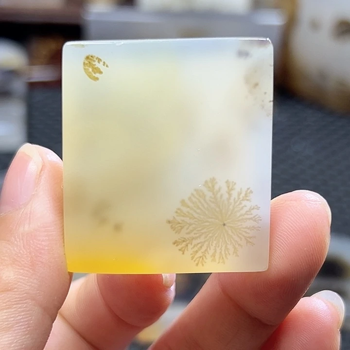 玛瑙/玉髓未镶嵌珠宝半成品