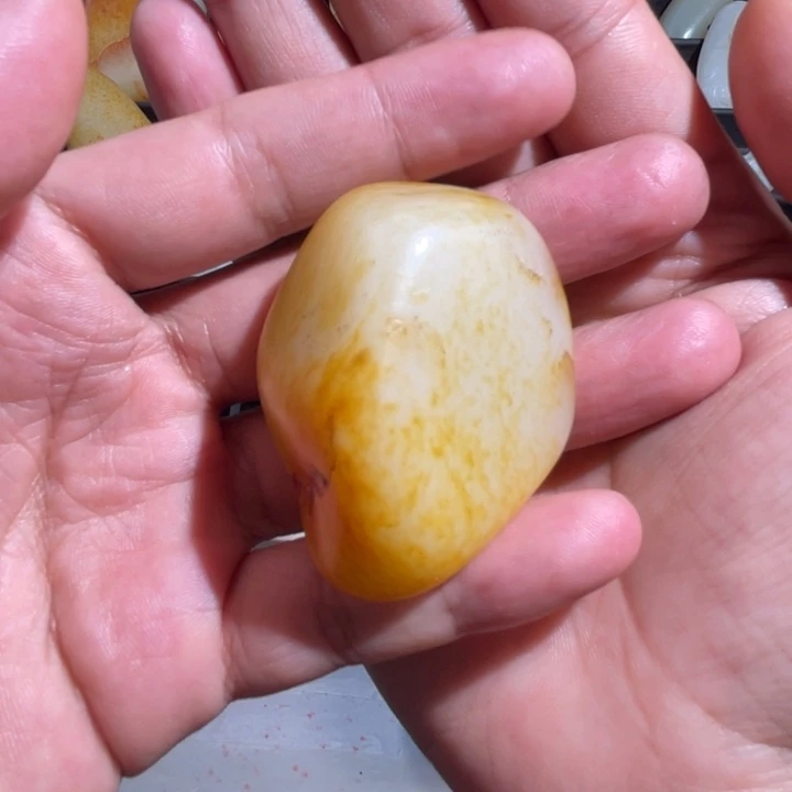 和田玉未镶嵌吊坠(不含链)尼****奇