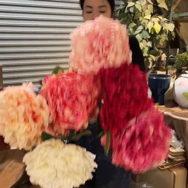 陶瓷花瓶，茶杯茶具。6