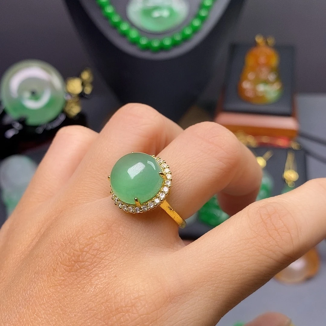 吊坠(赠链)未镶嵌翡翠