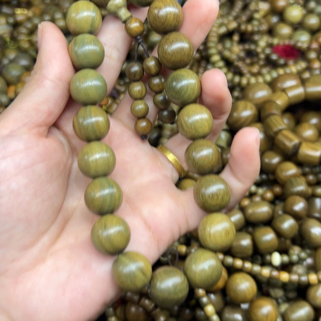 维腊木（绿檀）无事牌