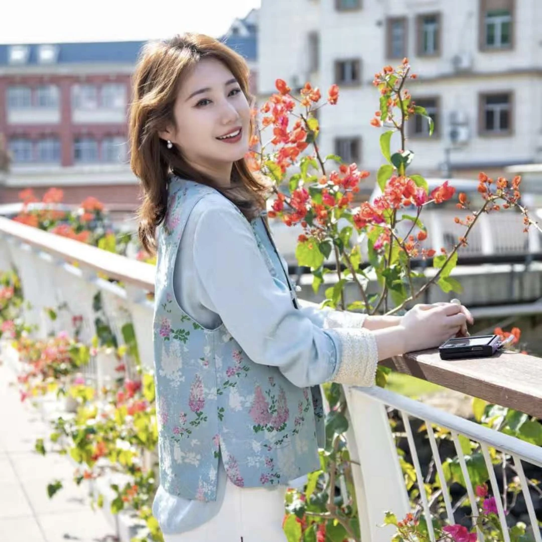 《ELFBOX》《紫藤花语》新中式显瘦日常中国风真丝宋锦外搭女马甲3387