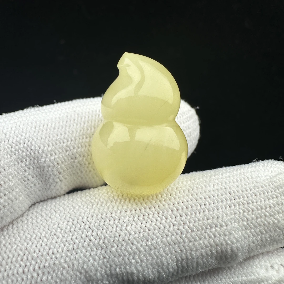 Y6018天然原矿蜜蜡白花蜜葫芦16.6*23.8mm支持复检