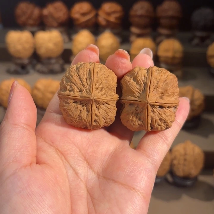 文玩核桃把件s****l豆腐块四棱