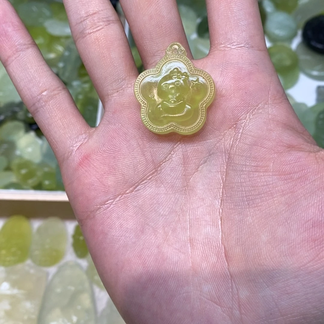 岫玉未镶嵌吊坠(不含链)两单包邮