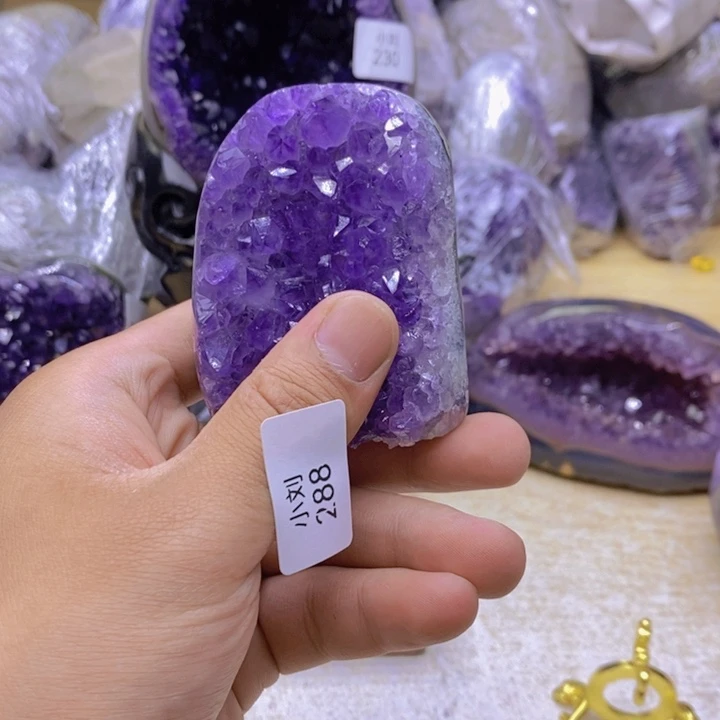 未镶嵌紫晶大型摆件（非配饰）