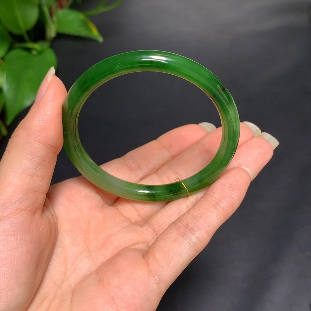 和田玉手镯未镶嵌春****扬