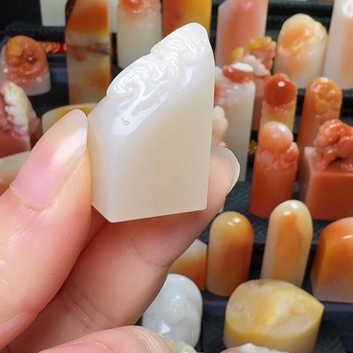 老挝石漂亮的好看的