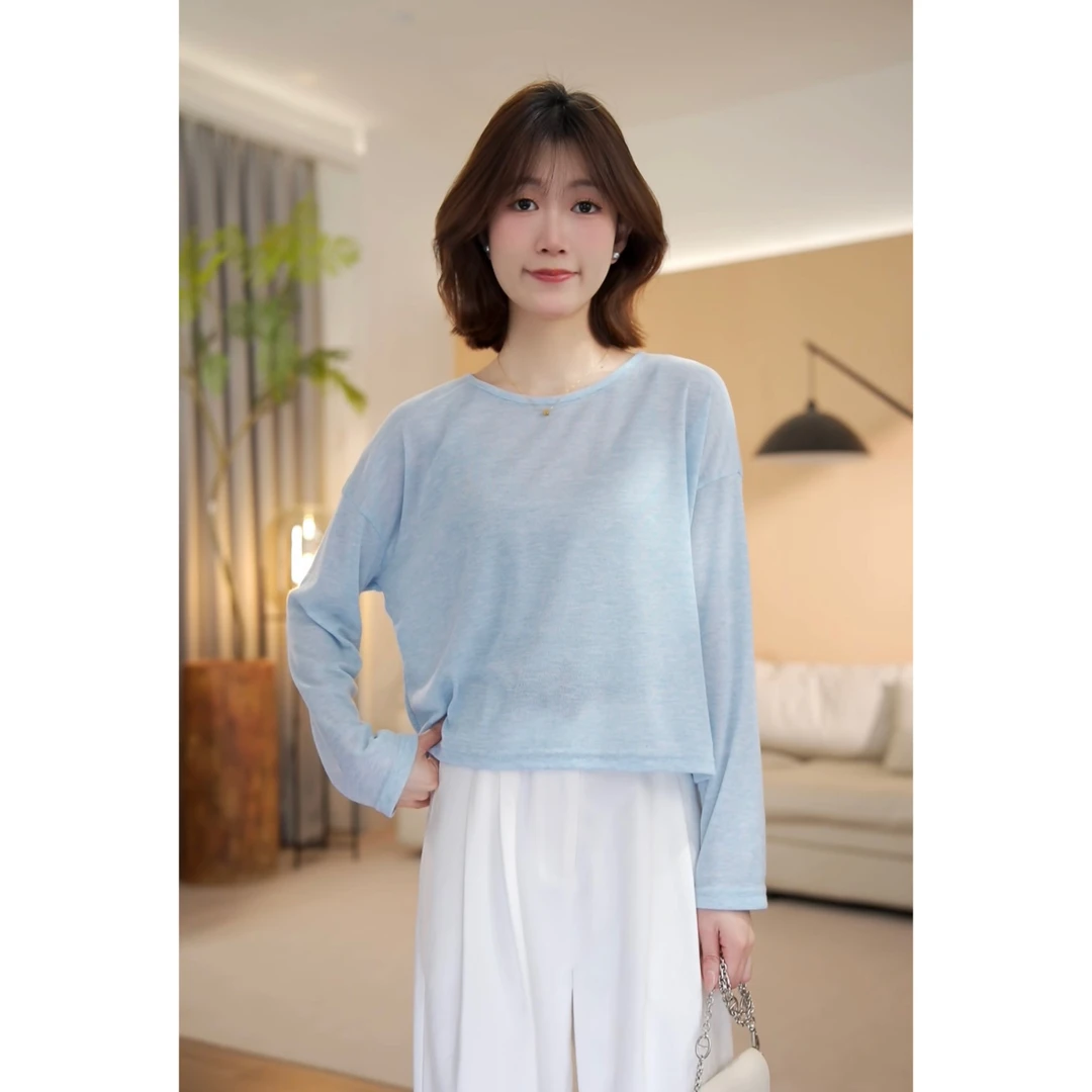 （周周小个子）春季新款休闲百搭圆领宽松纯色罩衫-8200