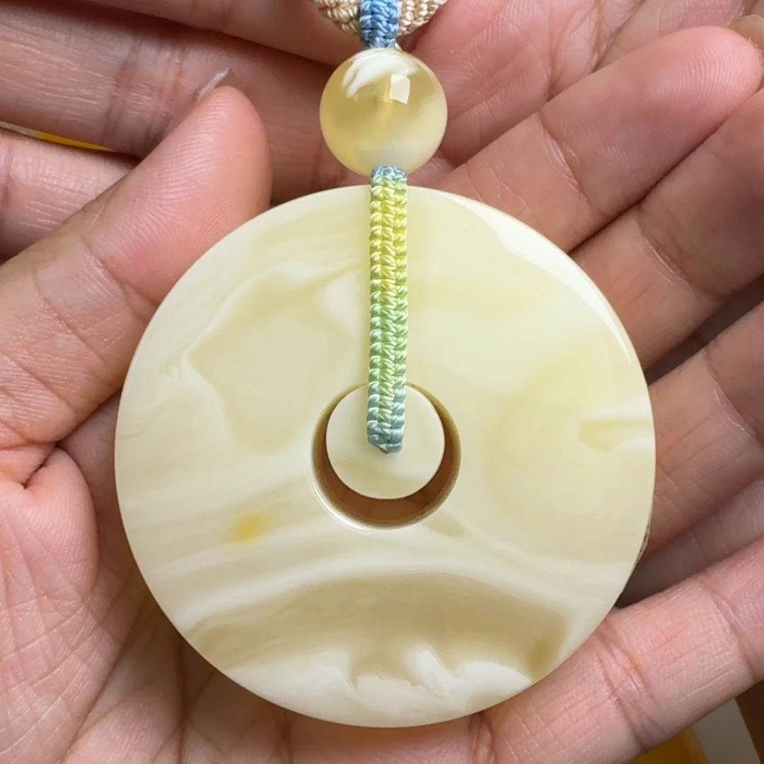 蜜蜡未镶嵌毛衣链无优化无烤色无补胶无覆膜无辐照无煮蜜