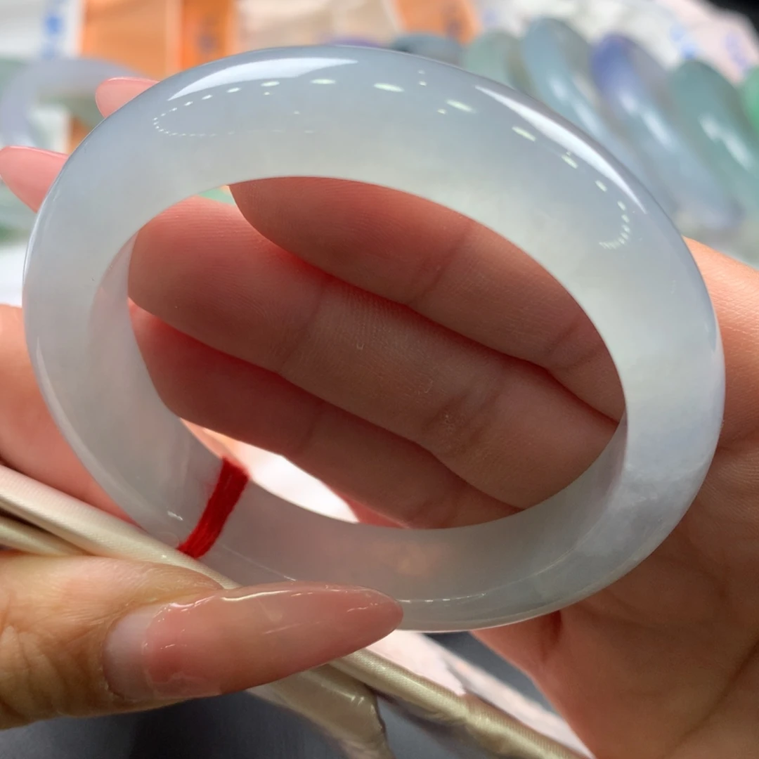 翡翠未镶嵌手镯54.5正圈