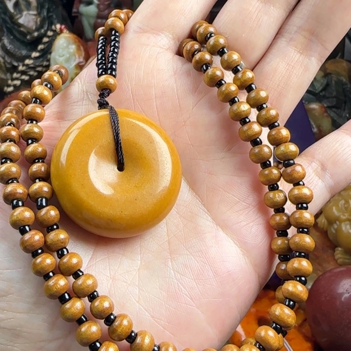 透闪石质玉未镶嵌珠宝奇石