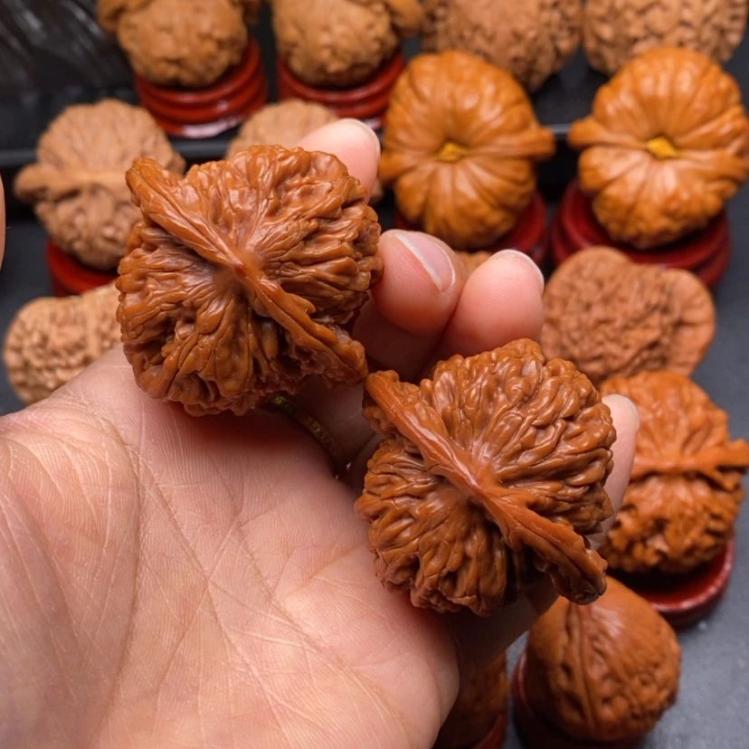 【闪购商品】文玩核桃把件44篓子